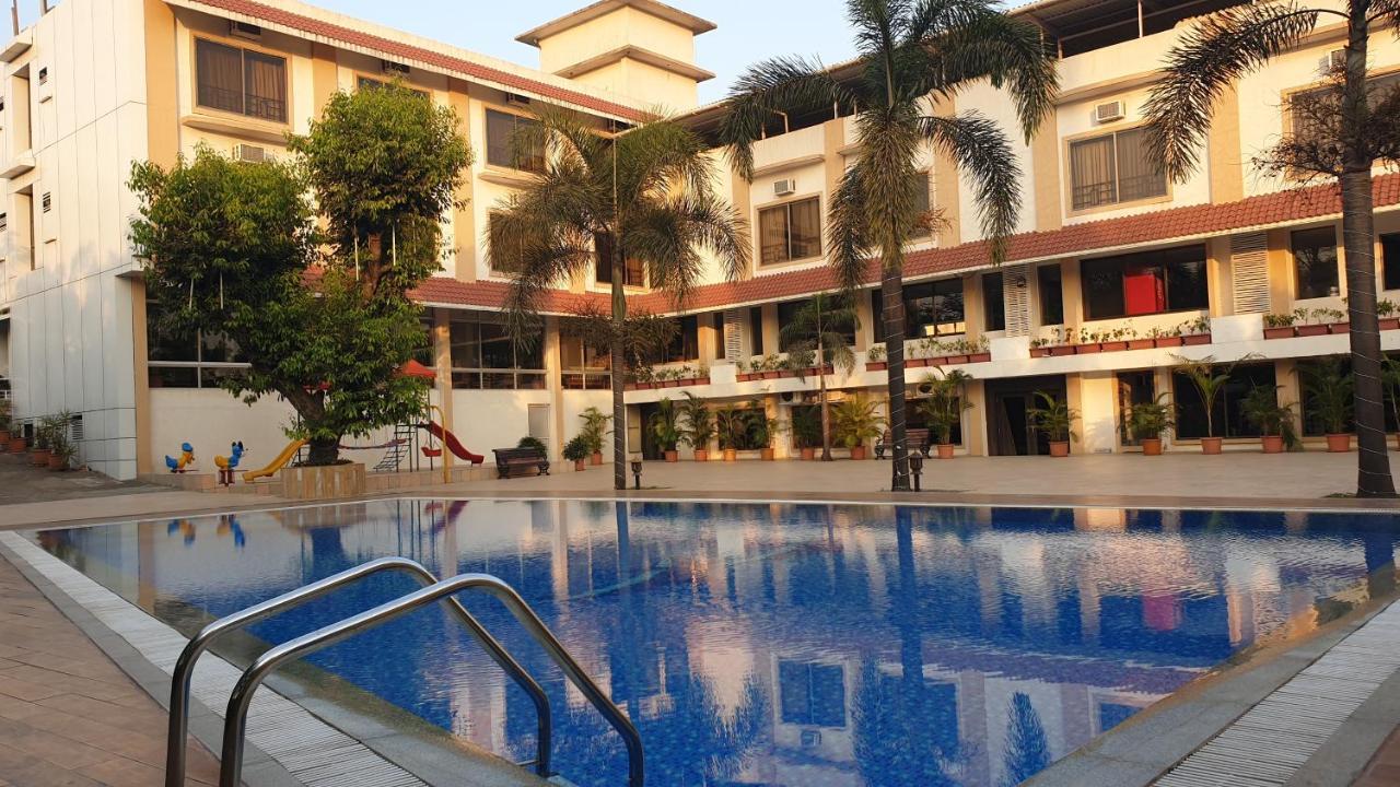 Resort Silver Hills Lonavla Exterior foto
